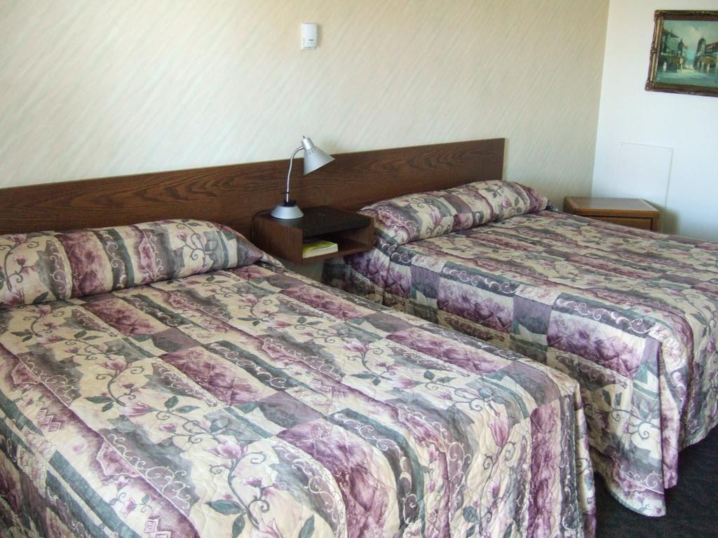 Wild Rose Inn Vegreville Quarto foto